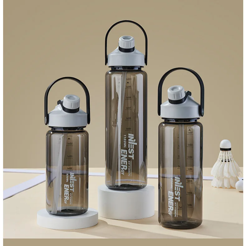 

Портативная пластиковая космическая женская спортивная соломенная чашка большой емкости для фитнеса с весами, уличный чайник для питья