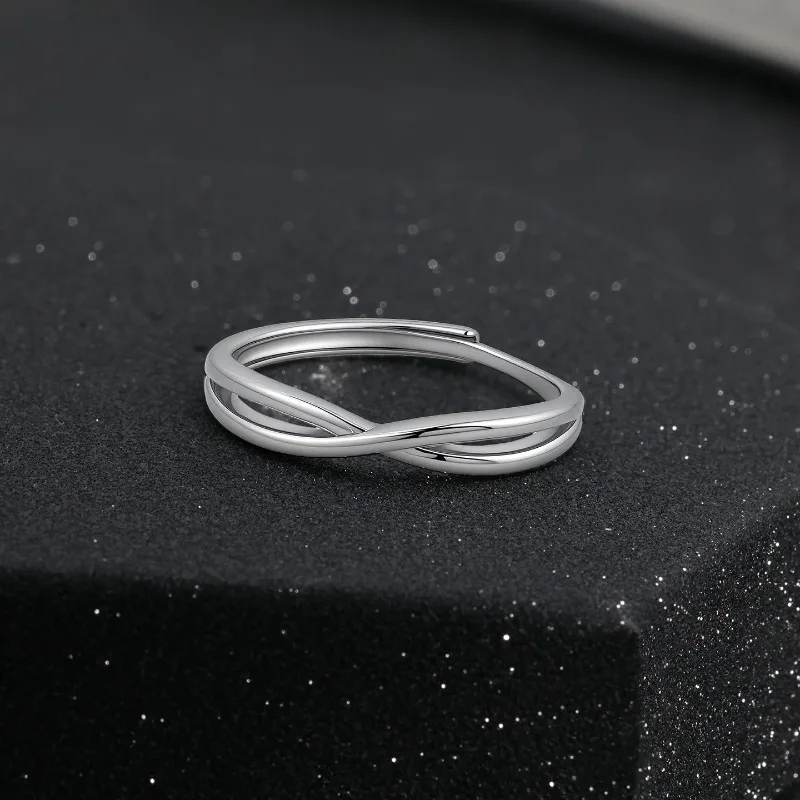 Nowe pierścionki dla par Mobius, męski i damski, niszowy design, ekskluzywne pierścionki dla par, prosty temperament, pierścionek otwarty.