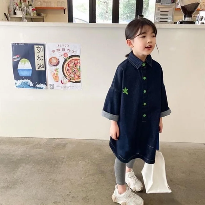 

Girls Shirt Long Shoulder Sleeves Grass Green Button Denim Top Loose Coat 2025 Spring New Children's Clothing