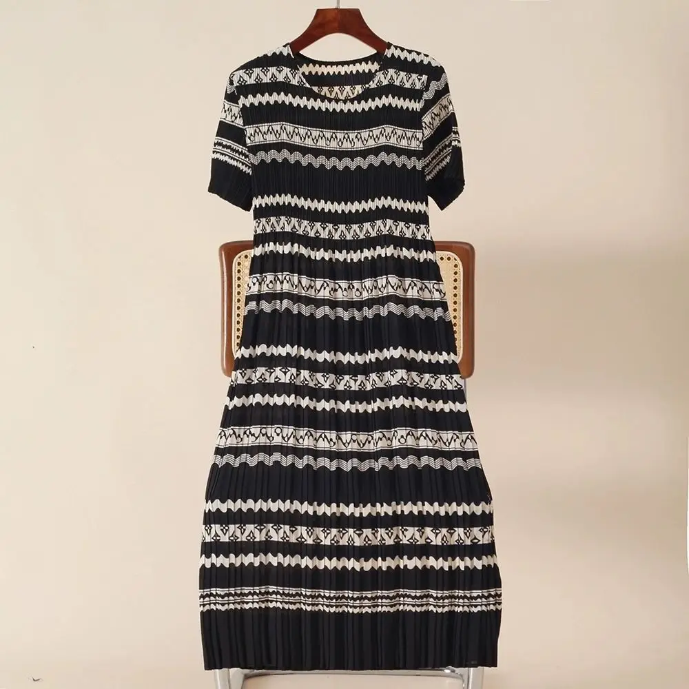 

Premium pleated short-sleeved dress for women's summer new middle-aged mother large-size printed pleated skirt