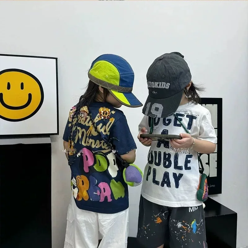 2025 Nowa Japońska Śliczna Kreskówkowa Koszulka z Krótkim Rękawem dla Dzieci z Nadrukiem Liter, Modna, Uniwersalna, Codzienna, Bawełniana