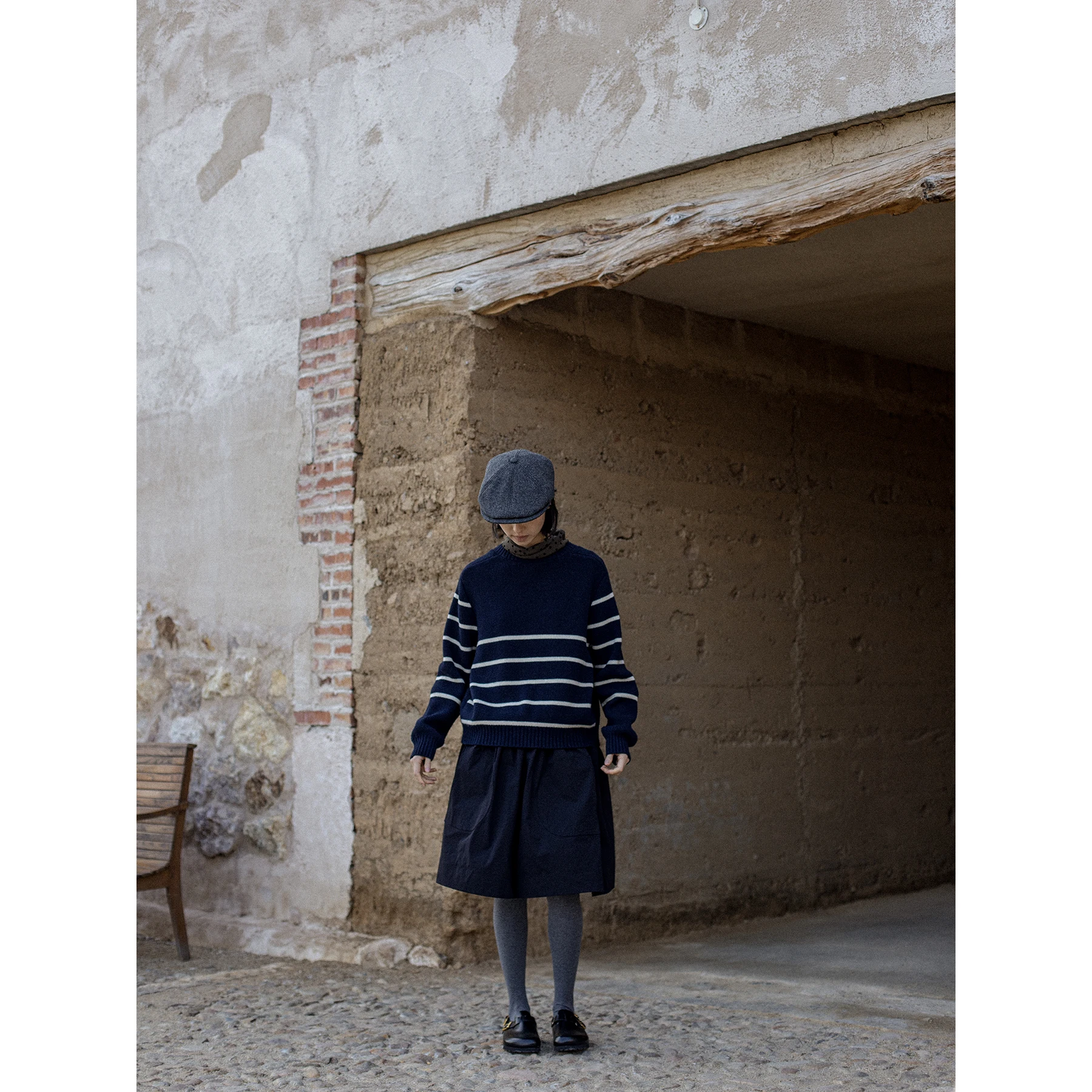 

Blue And White Striped Front And Ba Wearable Wool Camere Yak Wool Sweater Comfortable Loose Fit Neutral Sle Winter Thic...