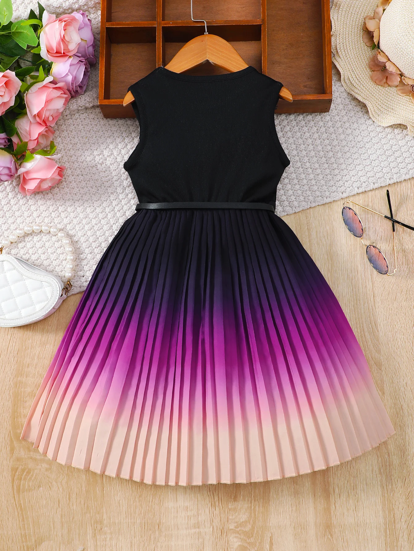 Girl\'s Gradient Color Blocking Pleated Hem Summer Sleeveless Belt Dress