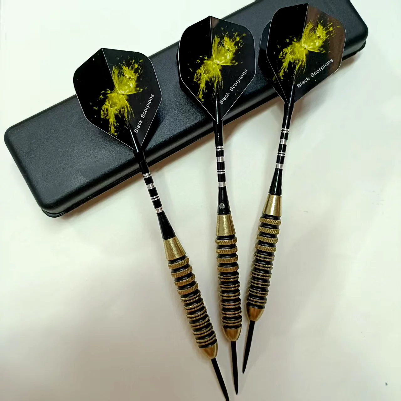 

26g Steel Tip Darts 3pcs Metal Tip Darts Set for Home Bar and Entertainment Venues Indoor Competition Darts