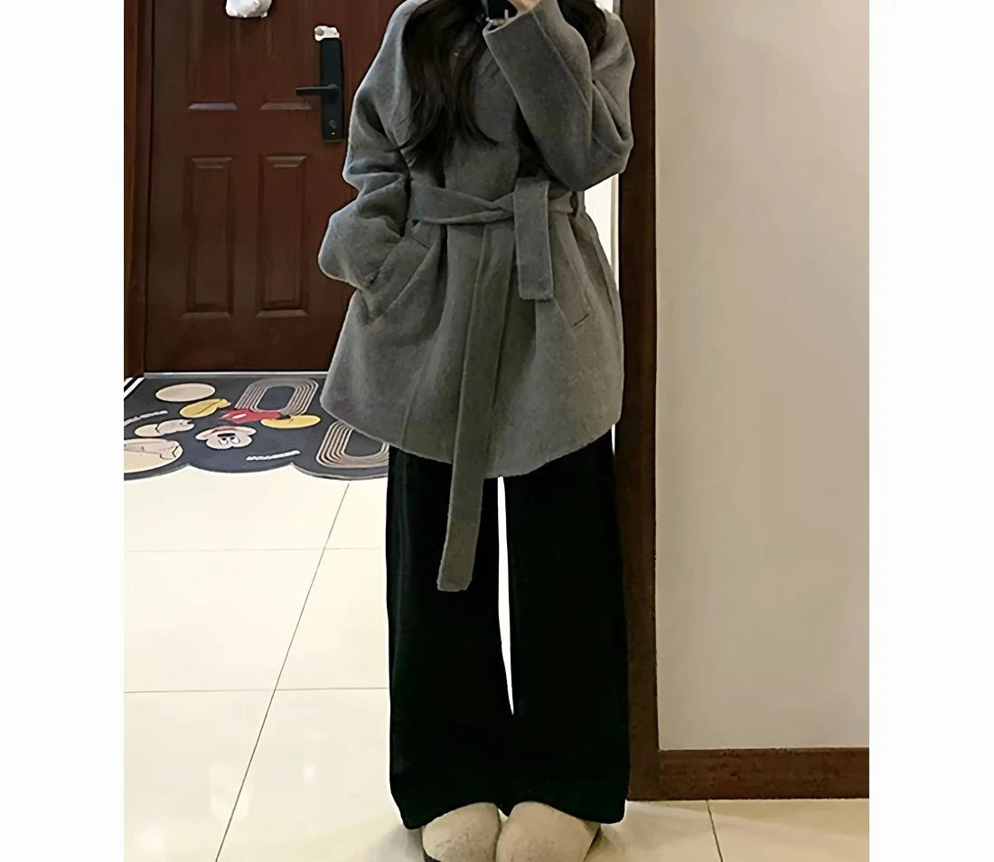 Szary krótki płaszcz wełniany damski na jesień i zimę 2025, nowy, luźny płaszcz wełniany