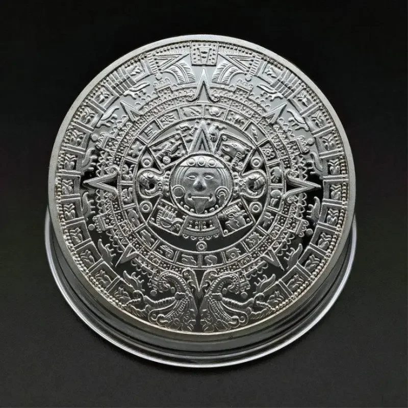 Médaille Calendrier Maya Aztèque – Pièce Commémorative En Métal Doré, 40 Mm De Diamètre !