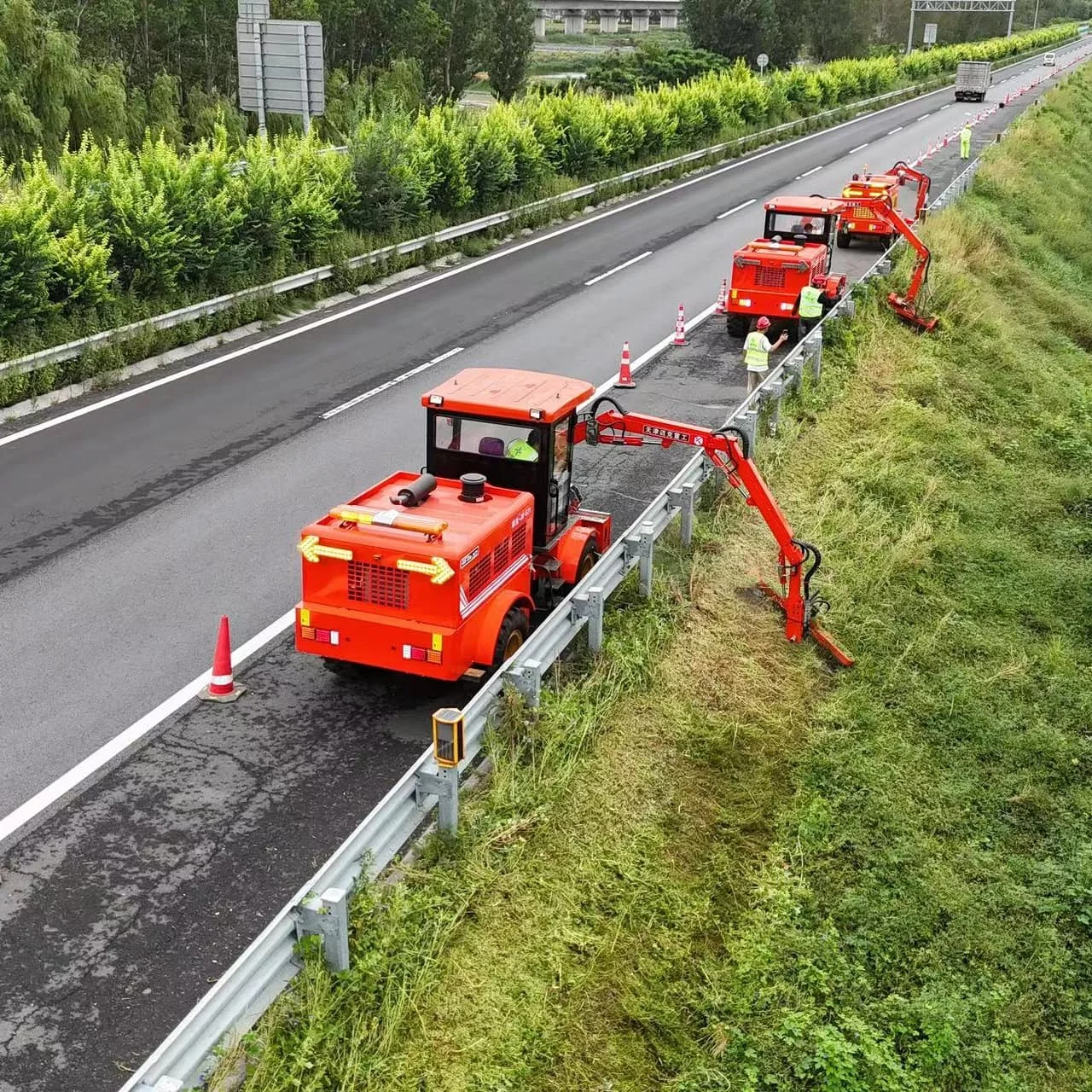 Durable WearResistant Engine Large Cantilever Hedge Trimmer Universal Fit Highway Municipal Green Belt LargeScale 1 Year