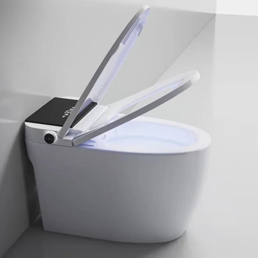 Aan de muur gemonteerd volautomatisch luxe slim toilet Op afstand bestuurbare directe verwarming Geen waterdrukbeperking S-Trap-versie