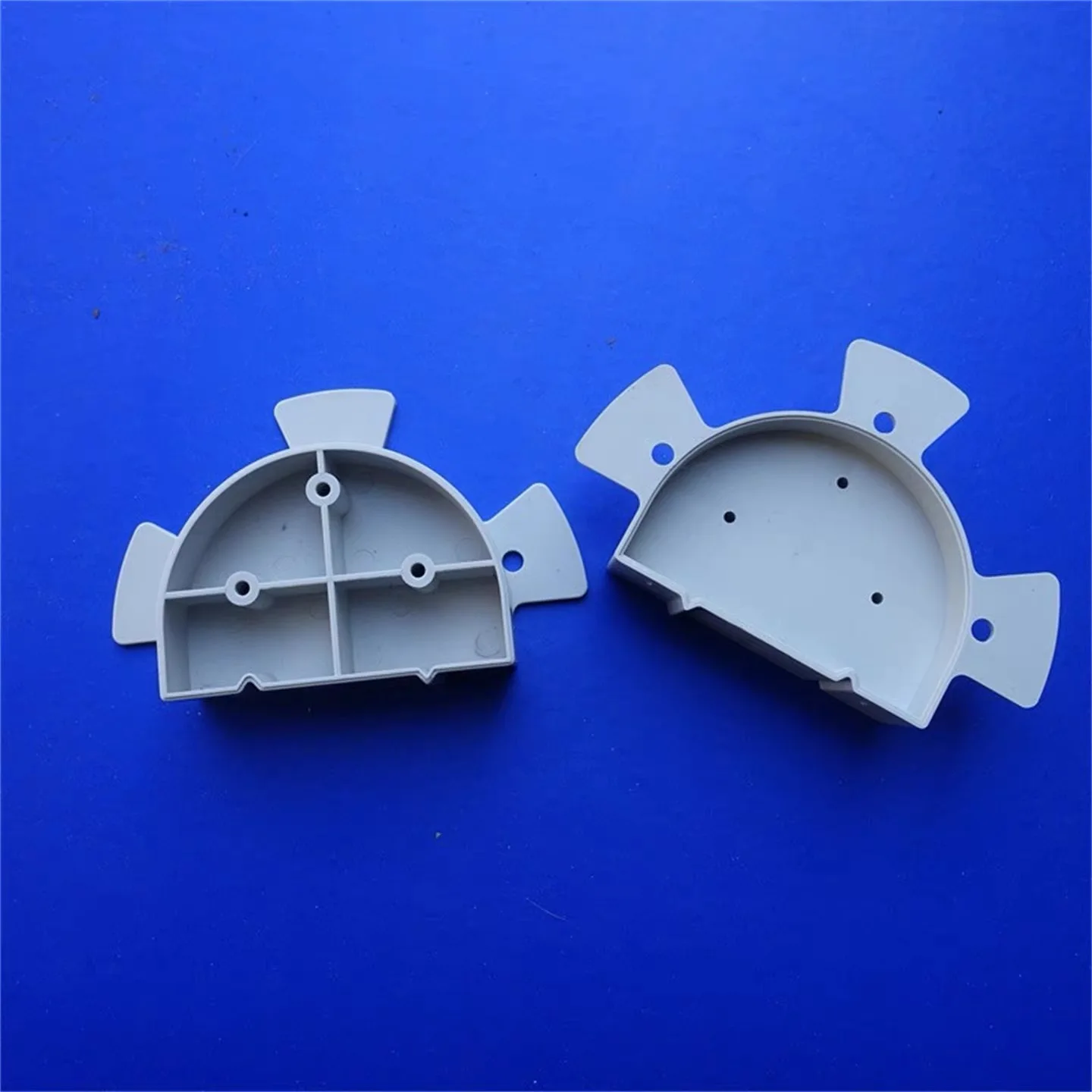 Half Round Spool 30mm high Fiber cable management three leaves 1U splice side tray 120x78x30mm ABS Cable Pulling ELINK 20pcs