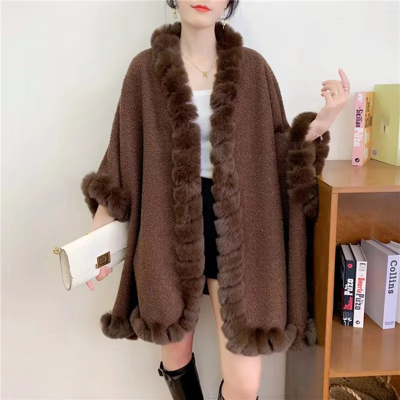 Nuovo punteruolo in pelliccia di coniglio Bla per donna Autunno Inverno Poncho decorativo lavabile Versatile Sli Streetwear Poliestere