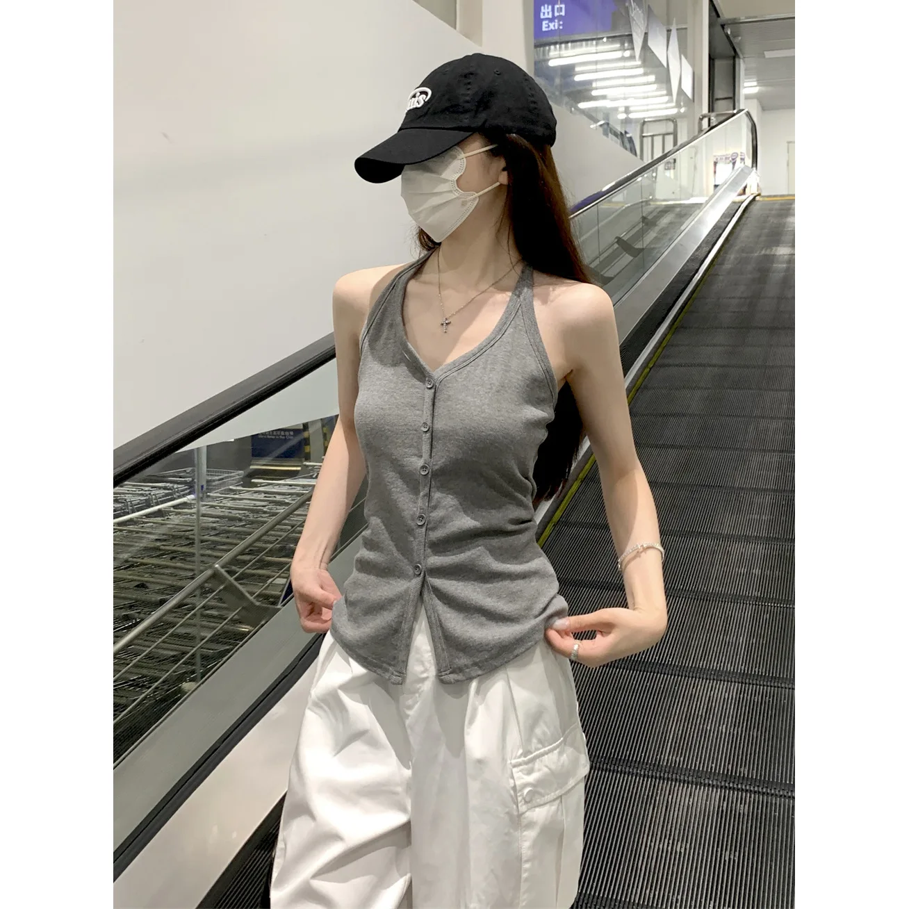 

Women Clothing Summer Sleeveless Vest Halter Tank Top for Outwear Slim Sexy with V-neck Clothing Camisole for Female Waistcoat