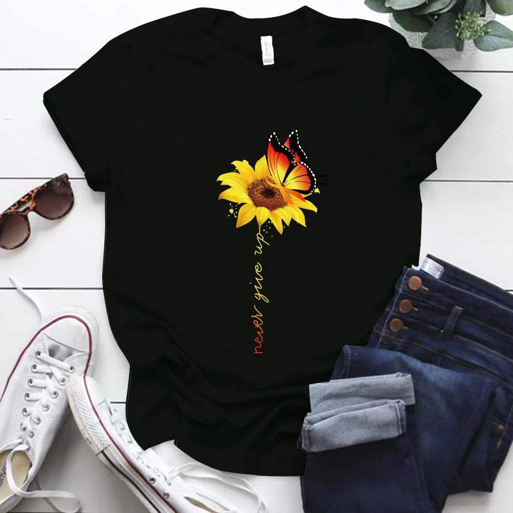 Seeyoushy Never Give Up Butterfly Flower Print Tshirt donna manica corta S-5xl Summer Tshirt Femme Graphic Tee Top abbigliamento donna