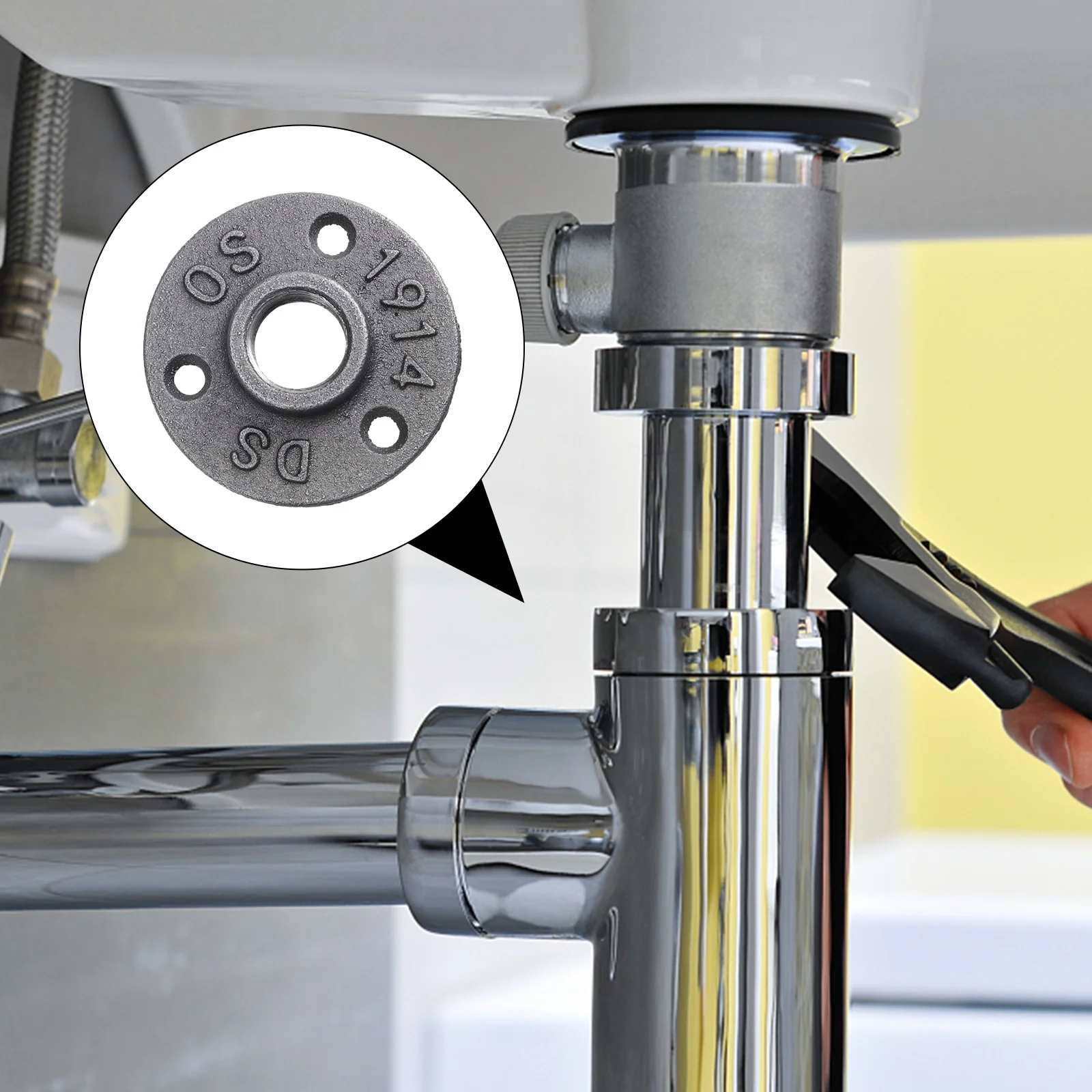 

4Pcs Cast Iron Floor Flange Industrial Fittings Three-Hole Pipe Flanges for DIY Furniture Shelving Industrial Decor