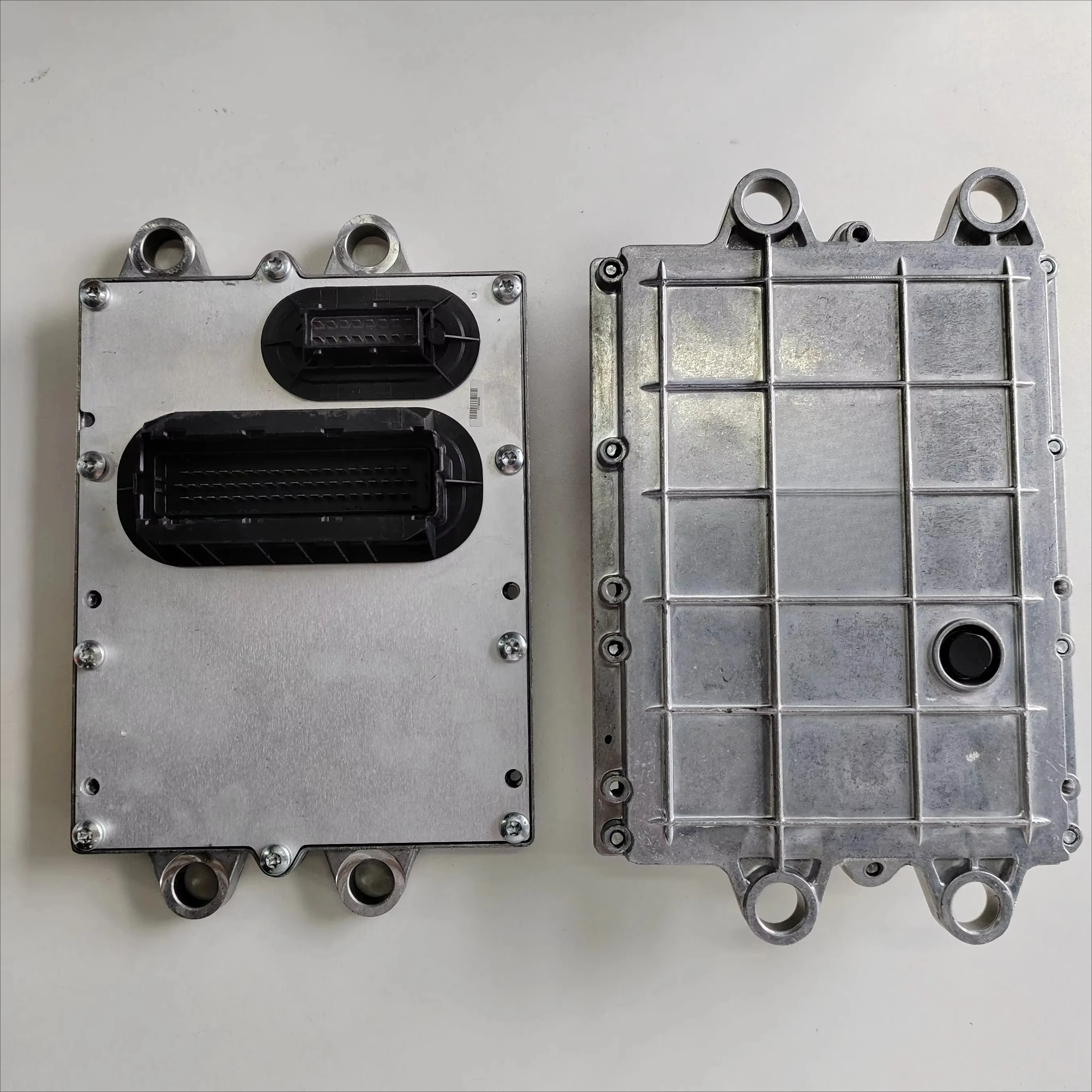 A0084462540 Engine Control Unit ECU for  Truck Control Module MR2