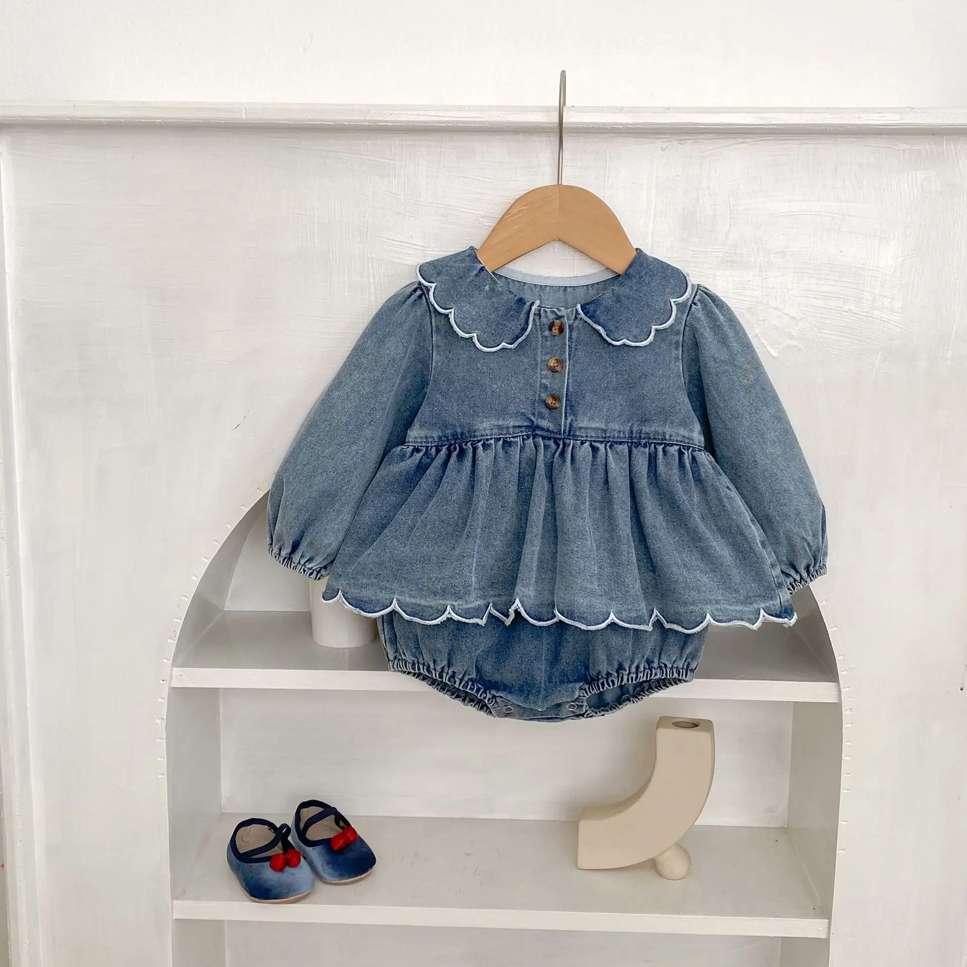 

2026 Spring New Girl Baby Romper Dress Fashion Turn-down Collar Long Sleeve Solid Denim Romper Dress Sisters Outfit Retro