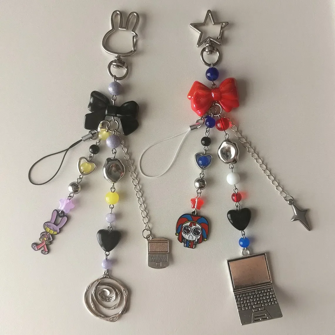 السيرك الرقمي المذهل، سلسلة مفاتيح جاكس، سلسلة مفاتيح بومني TADC، سحر الحقيبة