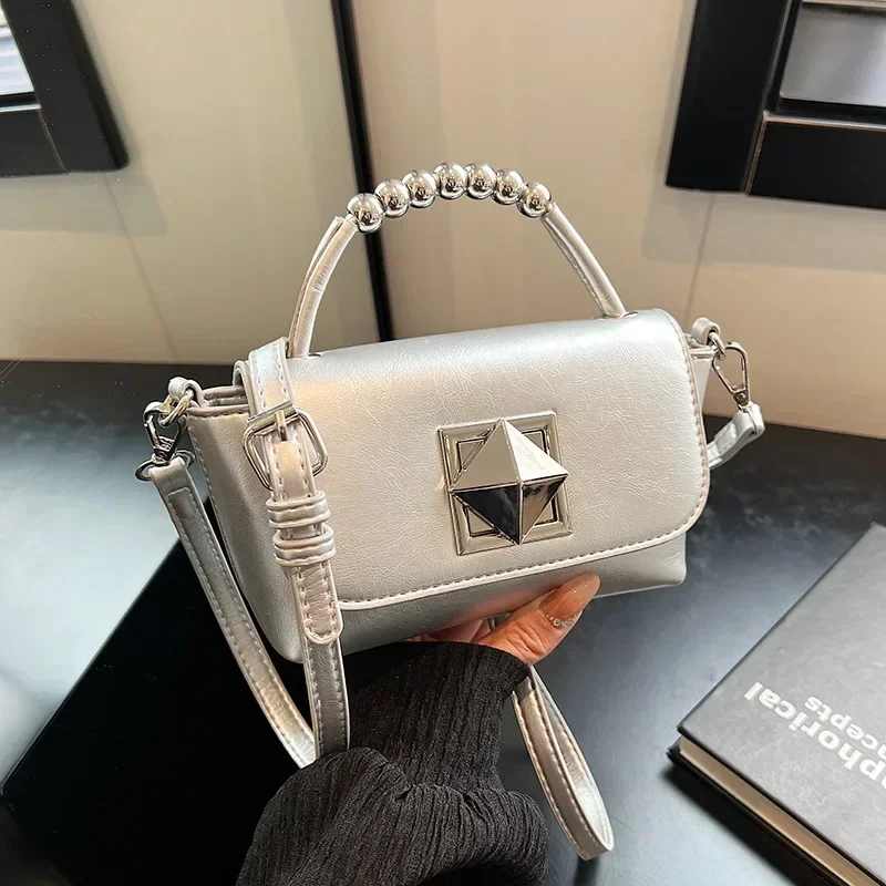 

Versatile Mini Square Bag High-End Handbag Women's Retro Lock Buckle Single Shoulder Crossbody Bag