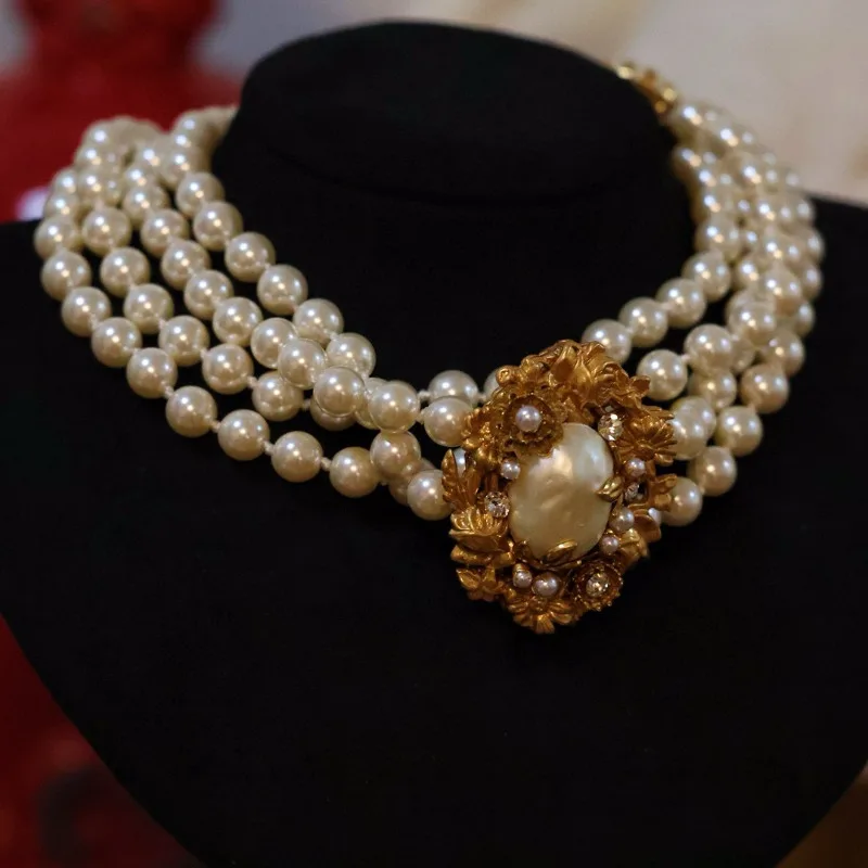 Fashion Retro Gilded Court Style Luxury Baroque Pearl Necklace for Women New Designer Pearl Flower Luxury Brooch for Women