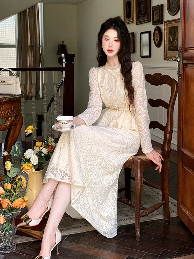 ملابس نسائية حلوة من الدانتيل مُزينة بنقشة الزهور أنيقة للسيدات مكشكشة ورقبة دائرية طقم مكون من قطعتين مع بلوزة وتنورة طويلة على شكل حرف a ملابس خروج خريف جديد