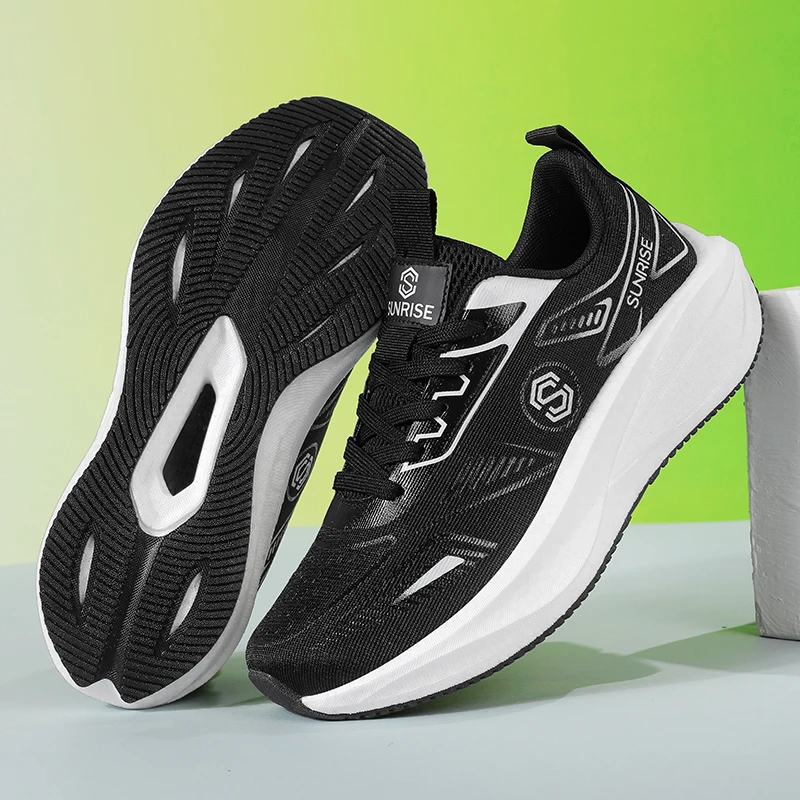 Unisex Lightweight Breathable Running Shoes for Outdoor Sports Marathon Road Racing Morning Jogging Couples Slow Run All Seasons