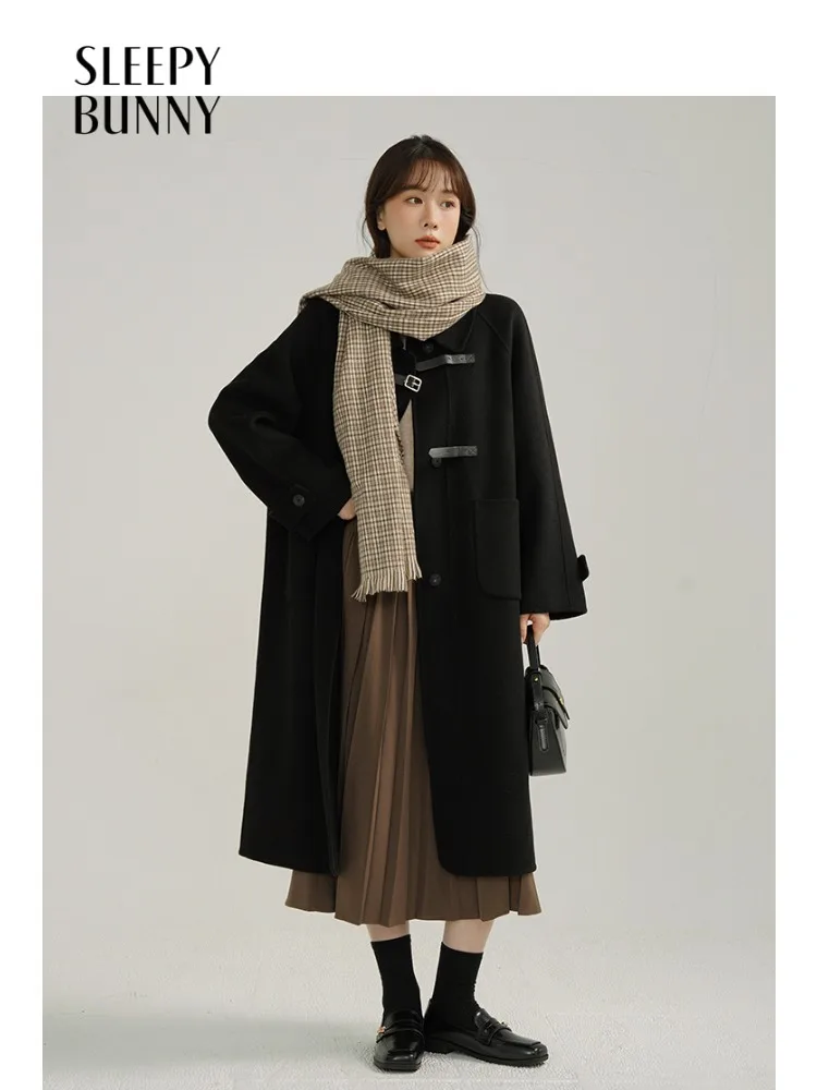 

Elegant Wool Double-Faced Coat Lady Vintage Leather Buckle Long Overcoat Chic Winter Woolen Outerwear for Women with Retro Style
