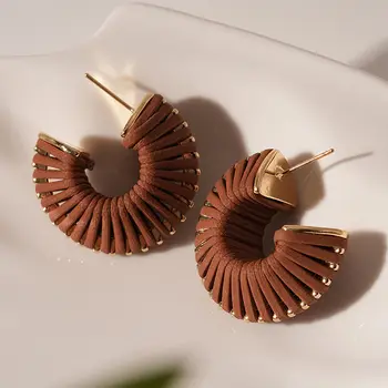 8 best sales Lederohrring - №6