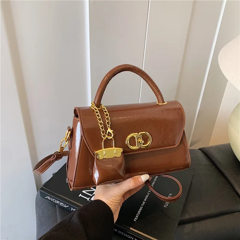 

Новая женская сумка через плечо с замком, винтажный квадратный кошелек с верхней ручкой, минималистичная сумка через плечо для ежедневного использования