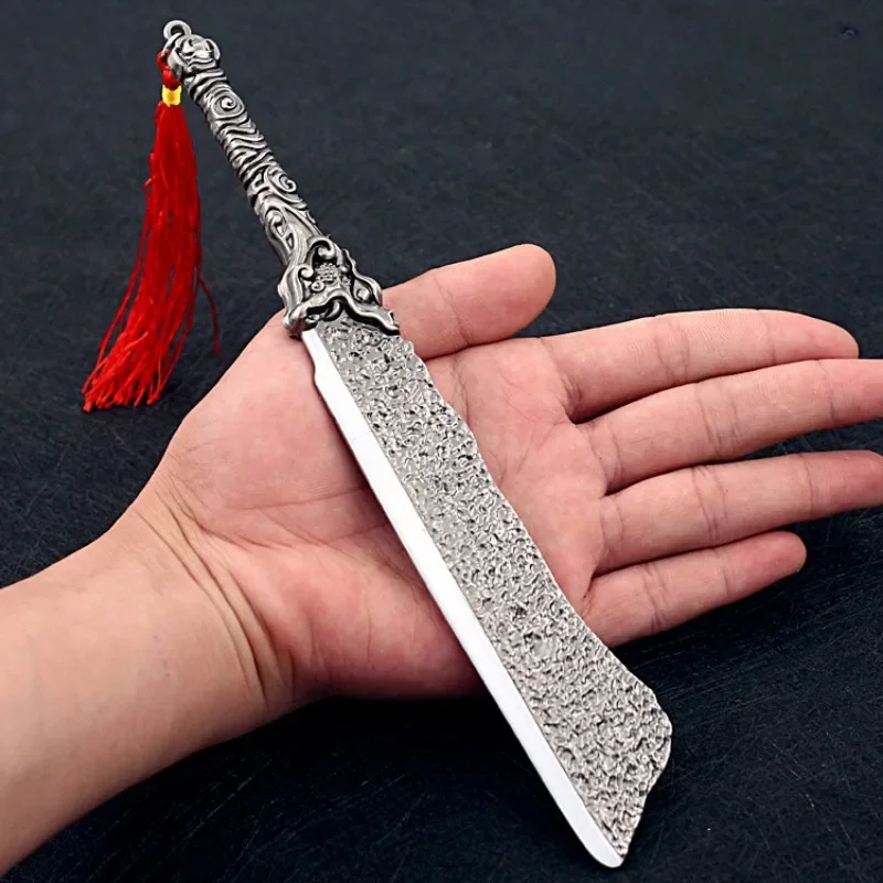 Zhao Min Yitian Sword Zhang Wuji Dragon Slaying Knife, modelo de aleación de Zinc, juguete de decoración alrededor de la película y la televisión, 22cm