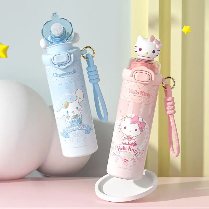 漫画のハローキティ クロミ マイメロディ 子供用カップ かわいいストロー付きカップ 持ち運び可能な保温カップ ファッションギフト
