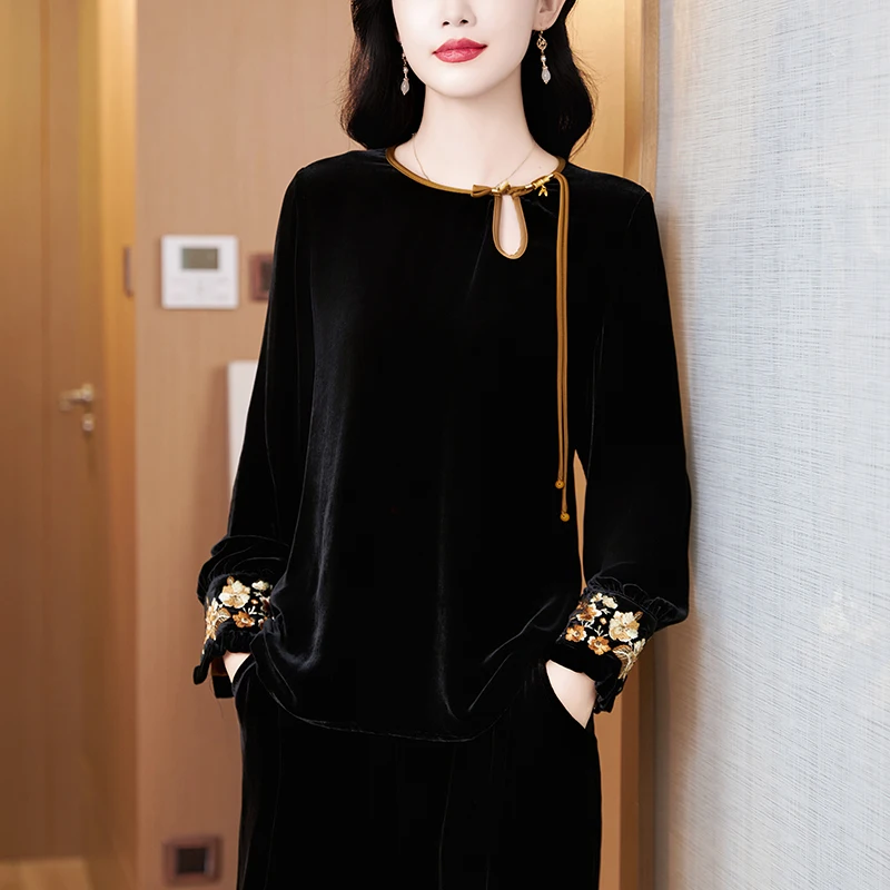 

Новинка 2025 года, черные бархатные блузки с длинными рукавами, верхние пальто, осень-зима, толстые теплые куртки, женские корейские однотонные элегантные облегающие рубашки