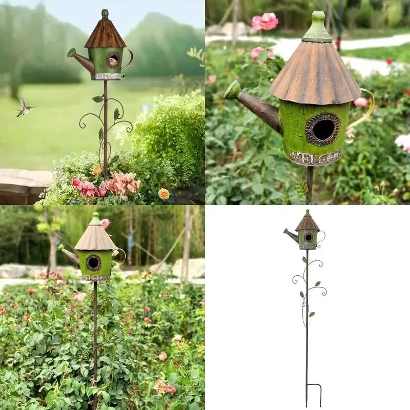 Floral Pattern Traditional Outdoor Metal Bird House Waterproof Eco Friendly Adjustable Design