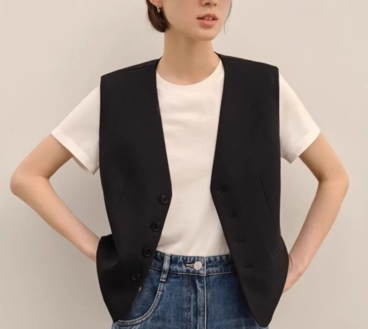 

Жилеты Жилеты Тонкий женский жилет с v-образным вырезом Весенний жилет на кашемировой подкладке Нежный жилет для отдыха Городская простая мягкая офисная одежда без рукавов