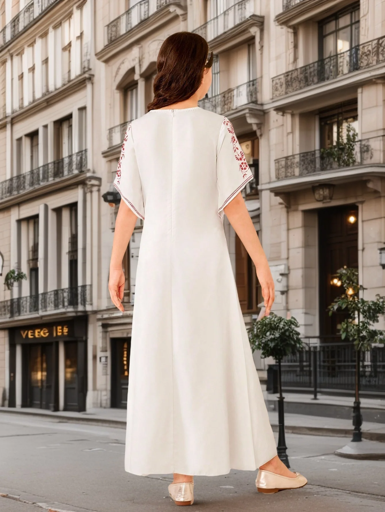 Girls' white traditional embroidered long skirt: exquisite red pattern, elegant national style
