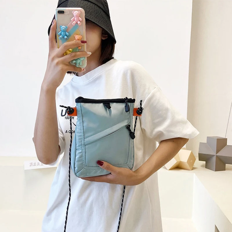 Fashion Small Square Messenger Bag Mini Waterproof Travel Bag Casual Shoulder Bag Men Women Mobile Phone Bag Crossbody Bag