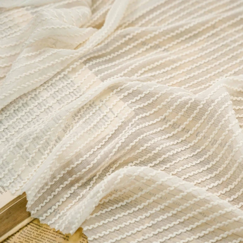 الربيع الصيف متعدد الألوان مخطط الشيفون المطرزة النسيج Diy بها بنفسك فستان خفيف الوزن بلوزة الملابس المواد النمط الكوري الياباني