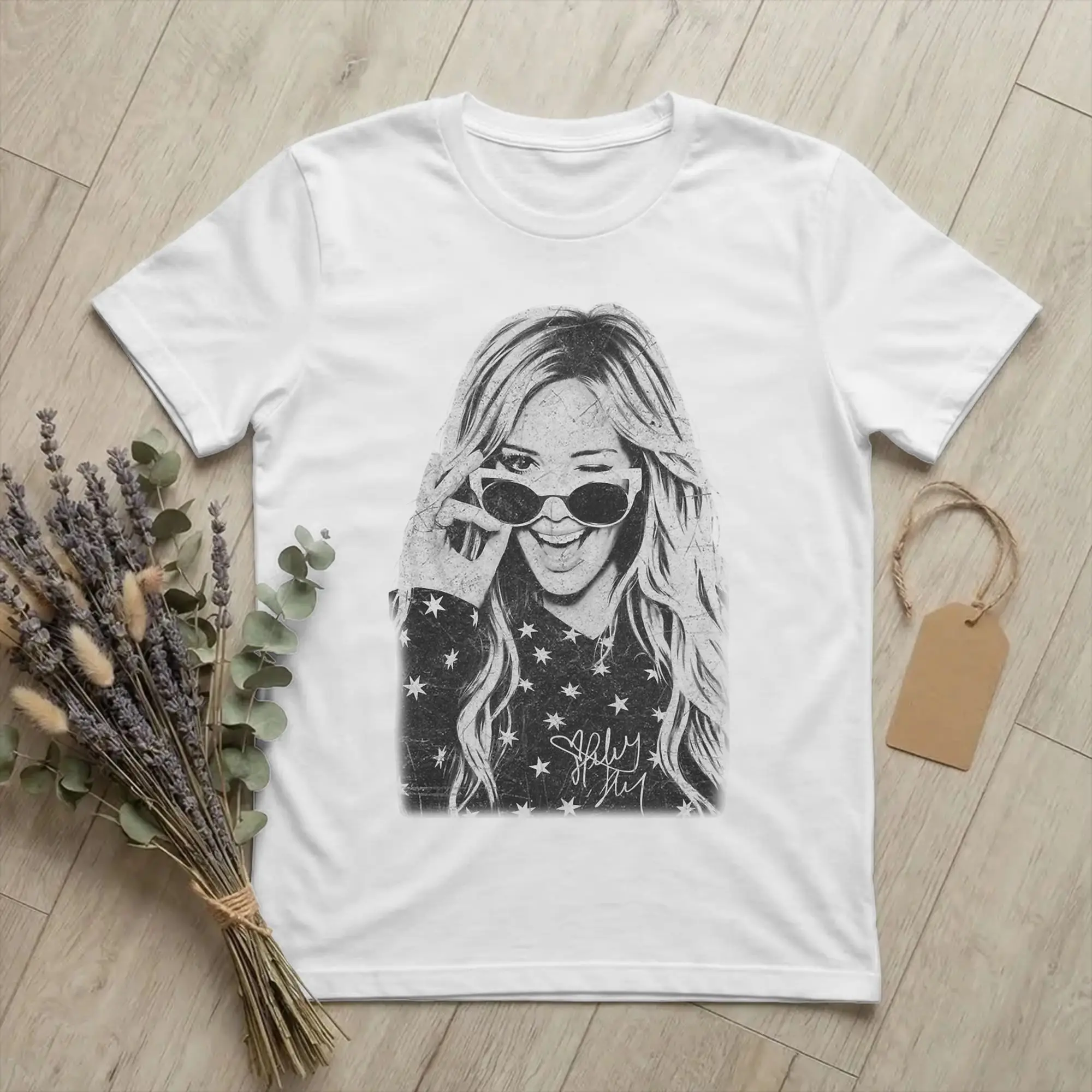 Vintage Hilary Duff Vintage 90s T-Shirt Men Cotton T Shirt Why Not Spread Your Wings And Fly Tee Shirt Birthday Gift Tops