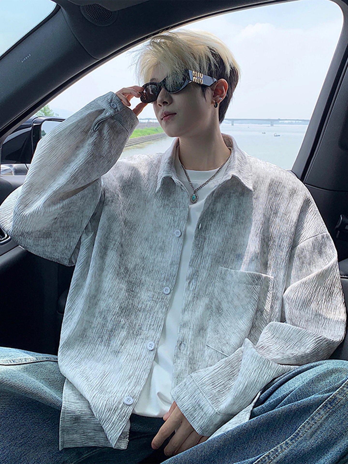 

Loose Men's Long Sve Dyed irt Textured Spring Faion High-End Casual Inner Wear Top Polyester Fiber Student Youth