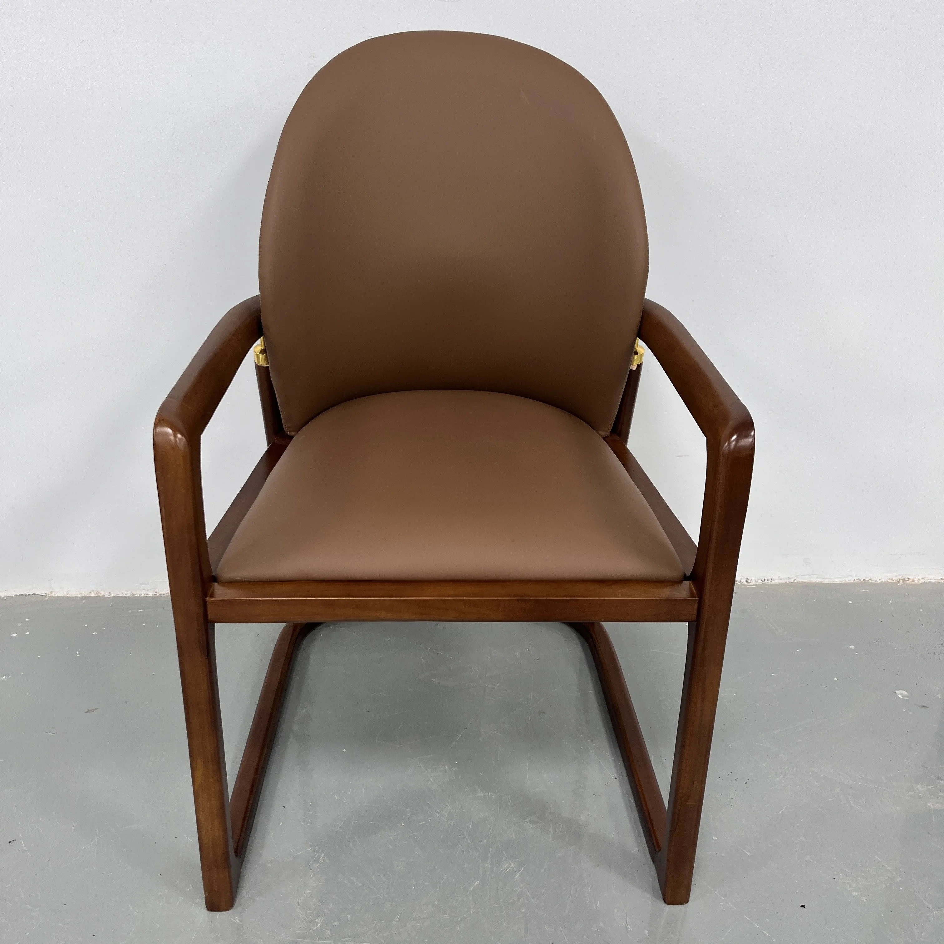 #Lounge Outdoor Garden Chair Super Sturdy Legs Comfortable Restaurant Wooden Leather Dining Furniture Elegant