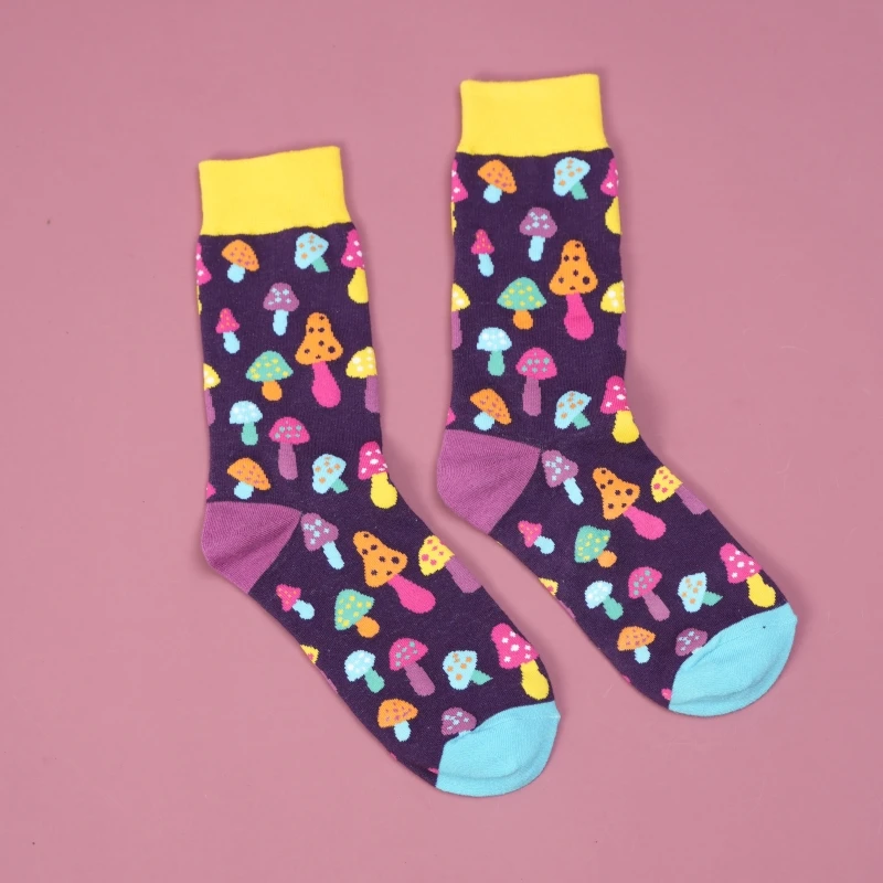 1 Pair Women Colorful Small Mushroom Print Mid-Calf Socks ，Fashionable  Comfortable Suit In All Seasons