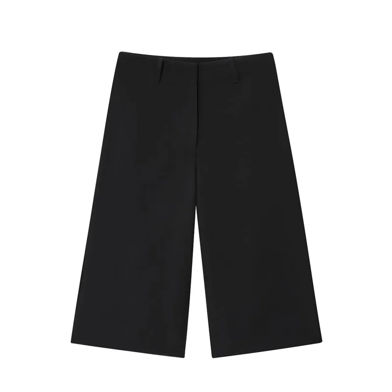 Short court noir pour femme, Simple, décontracté et à la mode, capacité de banlieue, personnalité polyvalente, nouvelle collection été 2025
