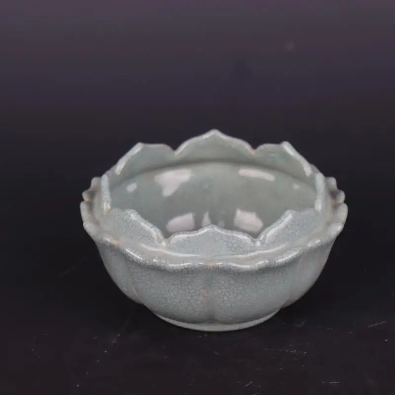 Chinese Song Jun Kiln Celadon Porcelain Lotus Shape Brush Washer Bowl 4.92 inch