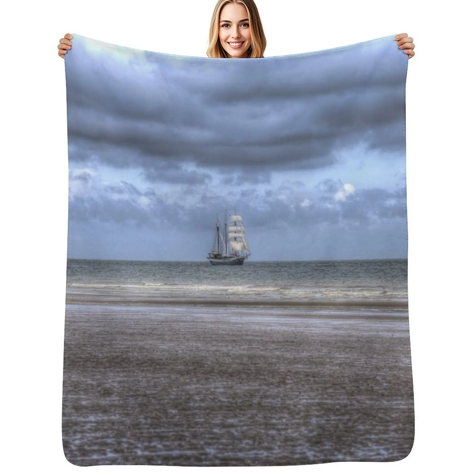 Age Of Sailing Throw Blanket Ultra Soft Flannel Fleece Blanket for All Seasons