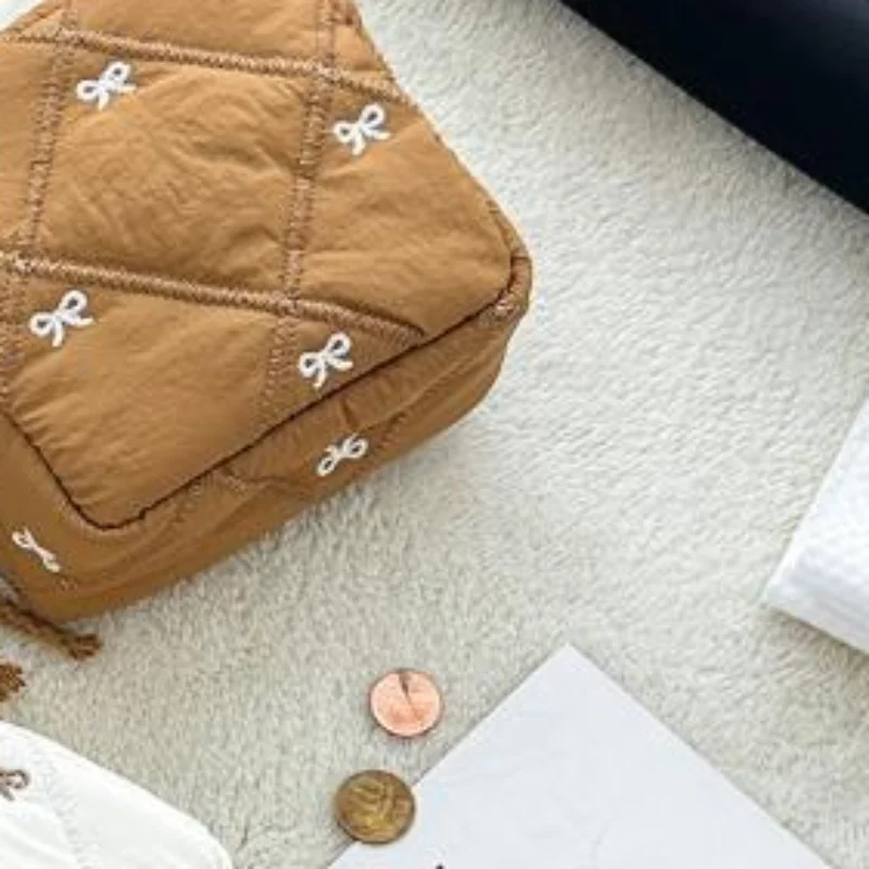 Quilted Mini Storage Bag Cute Bow Embroidery Soft Padded For Daily Travel Cosmetics Jewelry Small Items