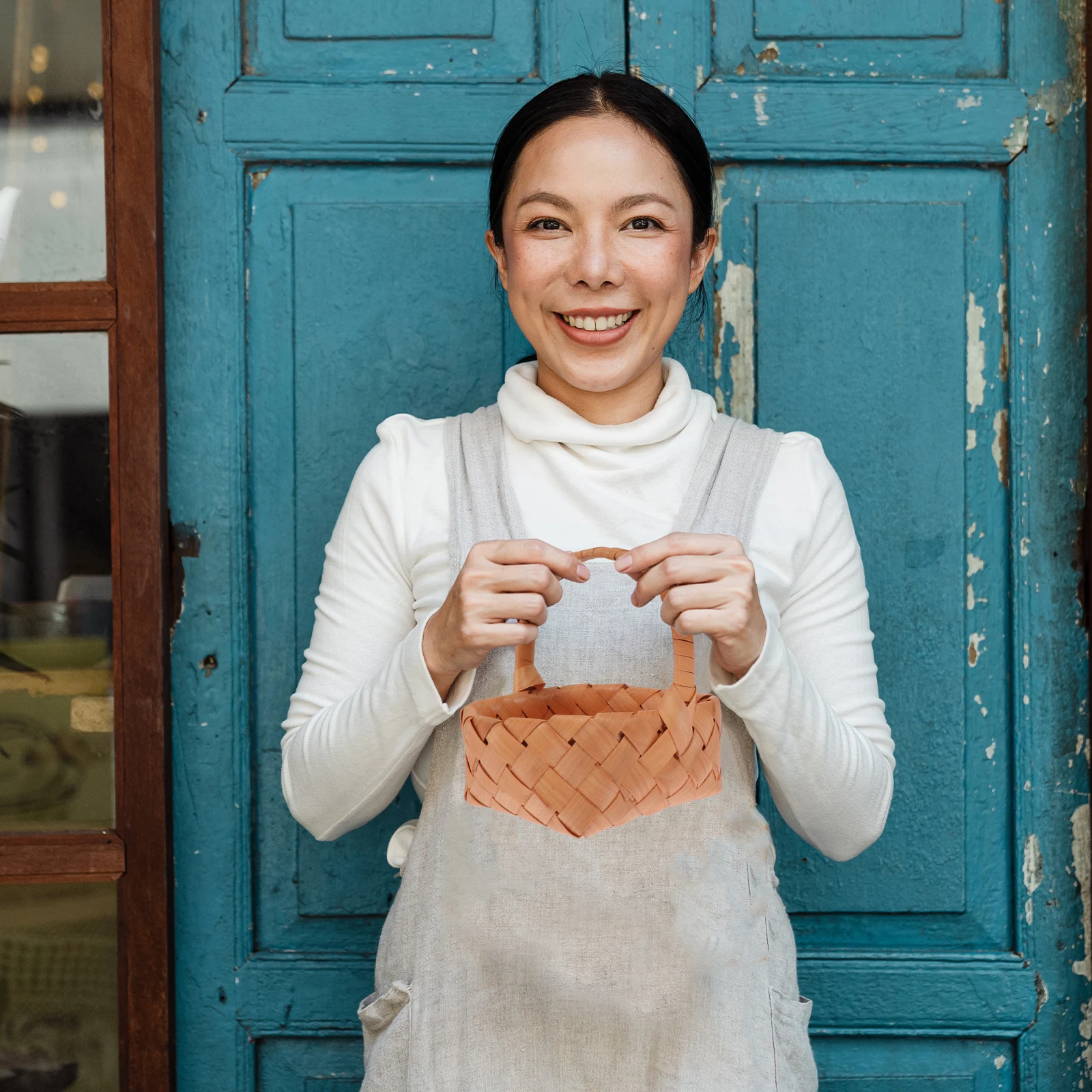 

Rattan Woven Basket Simple Natural Appearance Household Office Organization Fruit Vegetable Storage Flower Arrangement