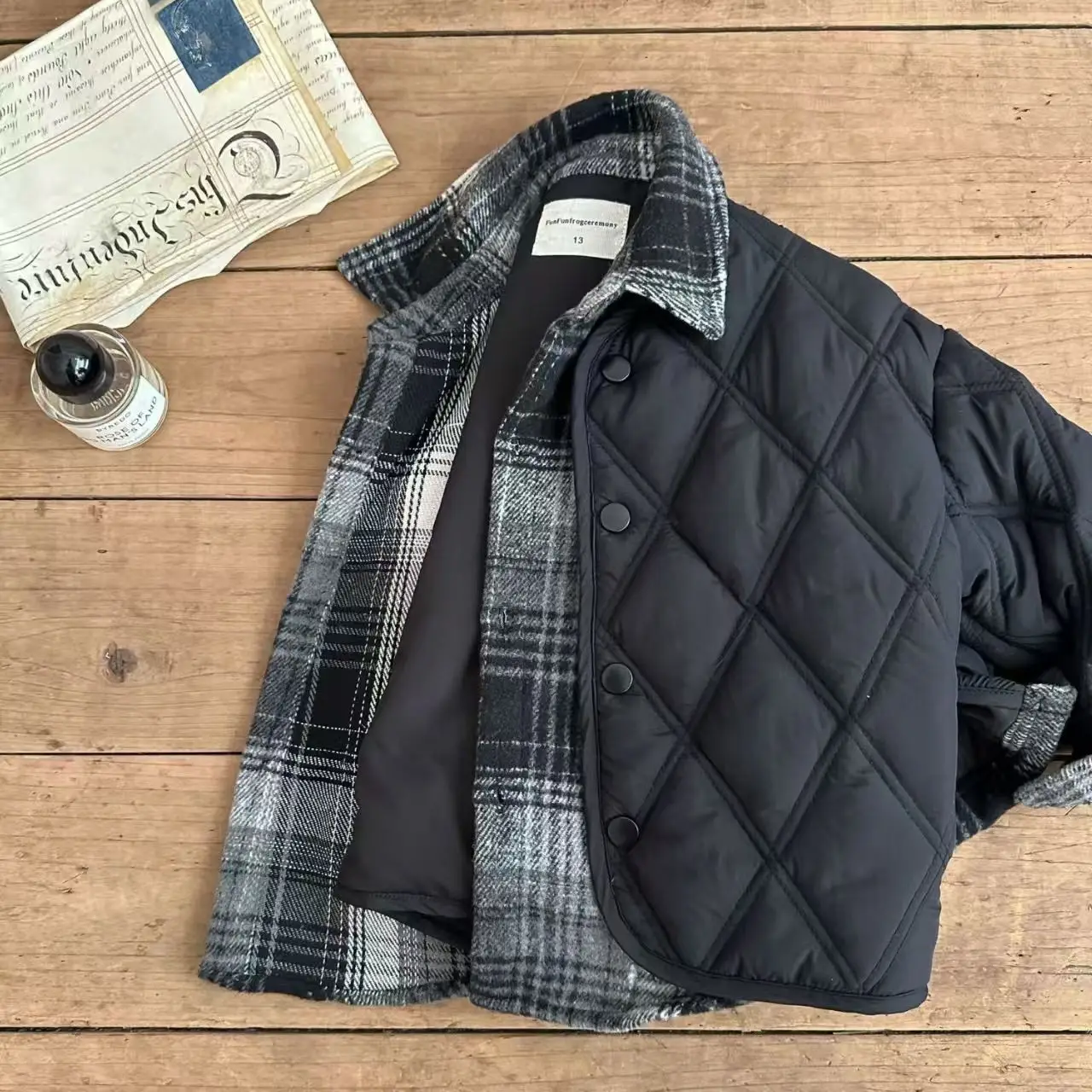 

2026 New Fashionable Boys' Down Cotton Jacket with Fake Two-Piece Design for Kids-Trendy and Stylish Boys' Winter Coats