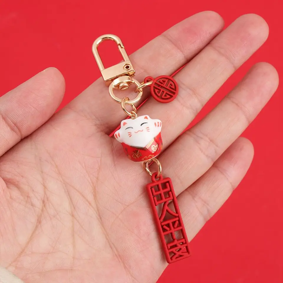 ULDIGI Porte-Clés Femme Amulette Fortune Pendentif Kokeshi Kimono Rouge - Breloque Chance Dessin Animé
