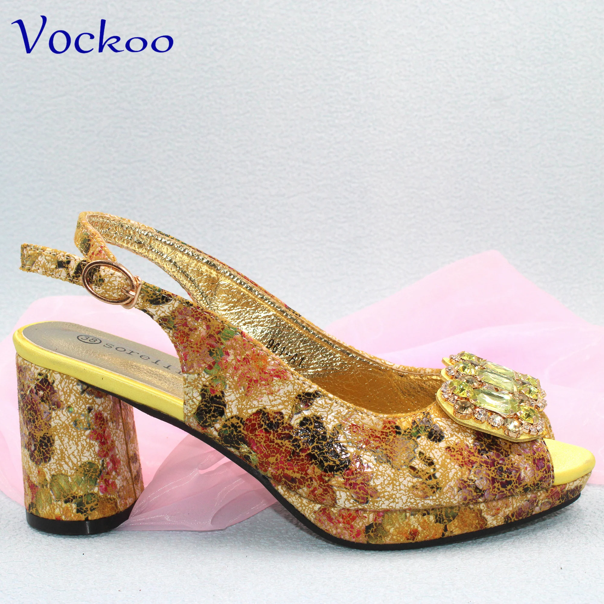 2024 Mature Style High Quality Comfortable Heels Italian Women Shoes and Bag Set with Shinning Crystal in Yellow Color