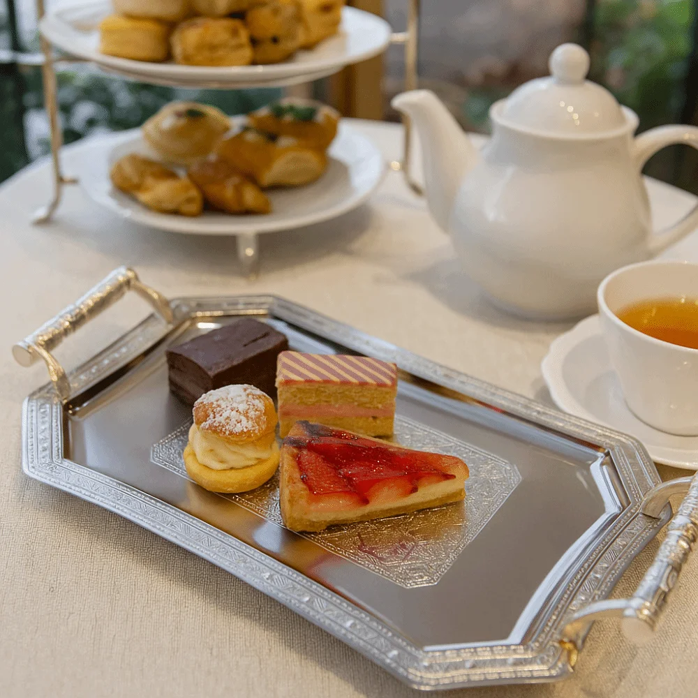 

European Style Stainless Steel Storage Tray Vintage with Handle Candy Dessert Plates Delicate Pattern Serving Tray Party