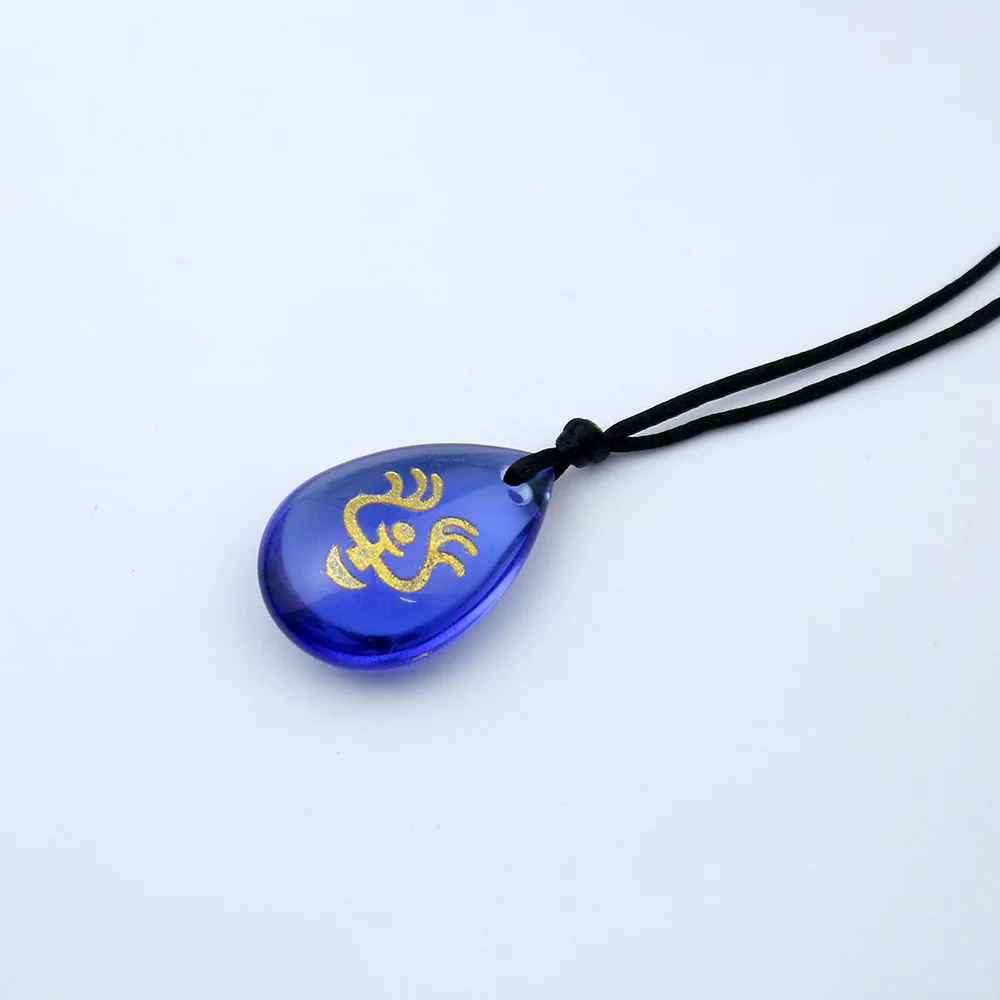 أنيمي غامض السماء حجر قلادة القلعة الفتيات تأثيري الدعائم القلائد الزجاجية للنساء الرجال مجوهرات اكسسوارات هدايا