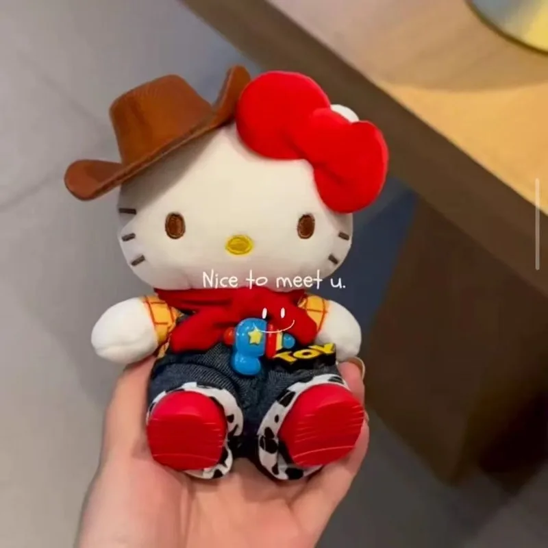 2025 Nuovo giapponese Sanrio Kawaii Hello Kitty bambola di peluche cartone animato zaino creativo ciondolo portachiavi regalo di compleanno per bambini